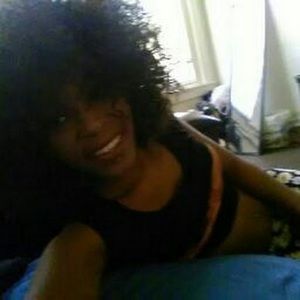 Meet your Posher, Alexandira